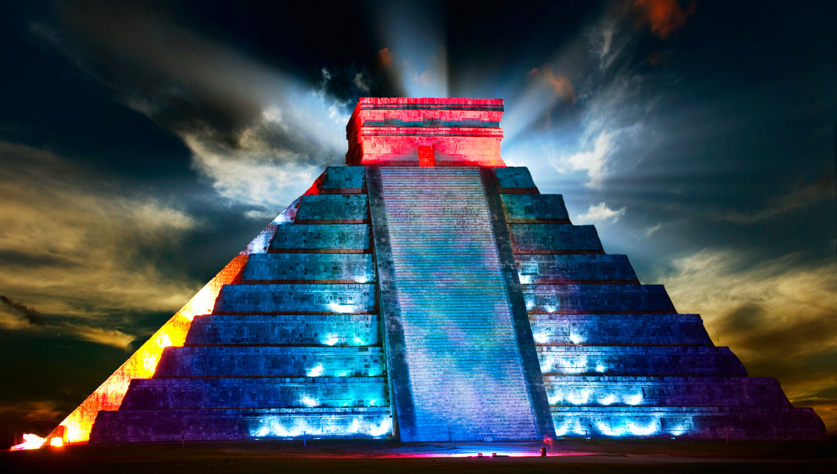 Los mayas destacaron en astronomía, matemáticas y arquitectura, construyendo majestuosas ciudades Los mayas destacaron en astronomía, matemáticas y arquitectura, construyendo majestuosas ciudades