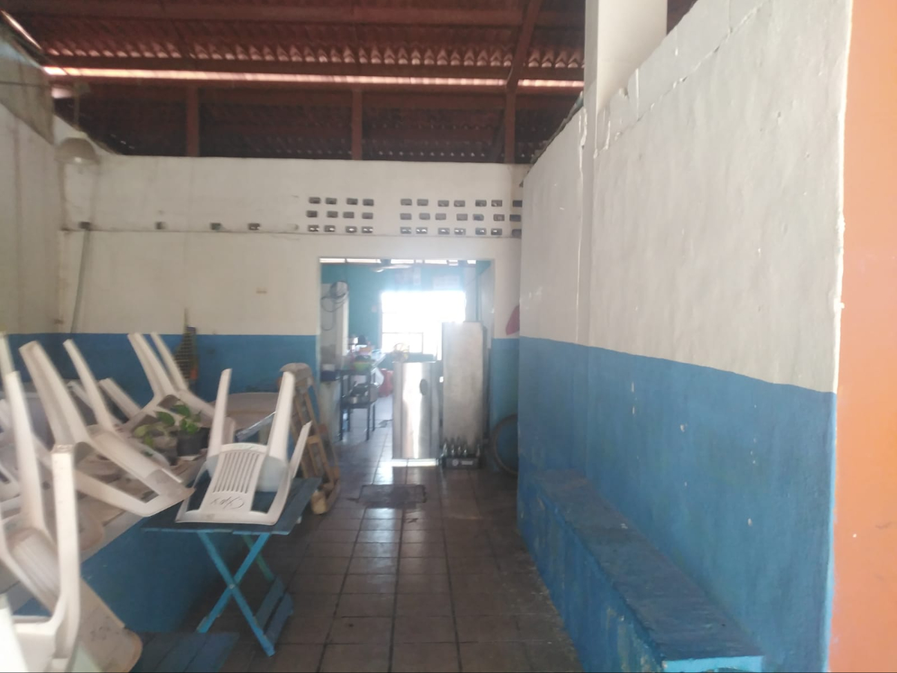 La poca oferta de productos en el mercado es la razón principal de la disminución de visitantes La poca oferta de productos en el mercado es la razón principal de la disminución de visitantes