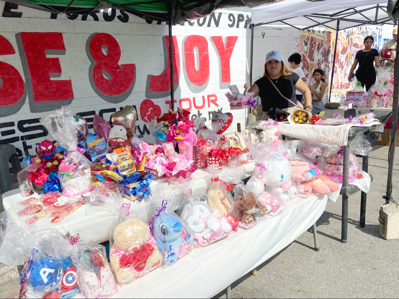 El amor venció a la inflación en Cancún; pese al alza de precios, las ventas no cedieron 