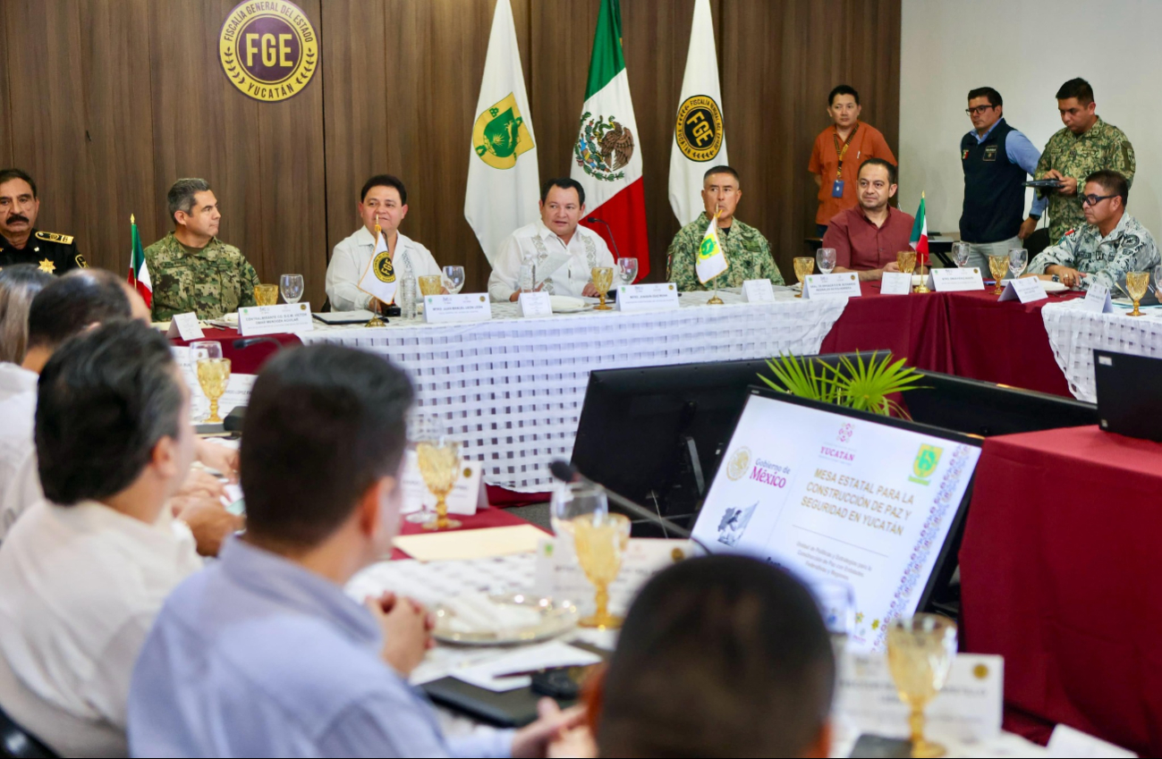 El mandatario estatal llamó a mantener la unidad entre autoridades estatales y federales El mandatario estatal llamó a mantener la unidad entre autoridades estatales y federales
