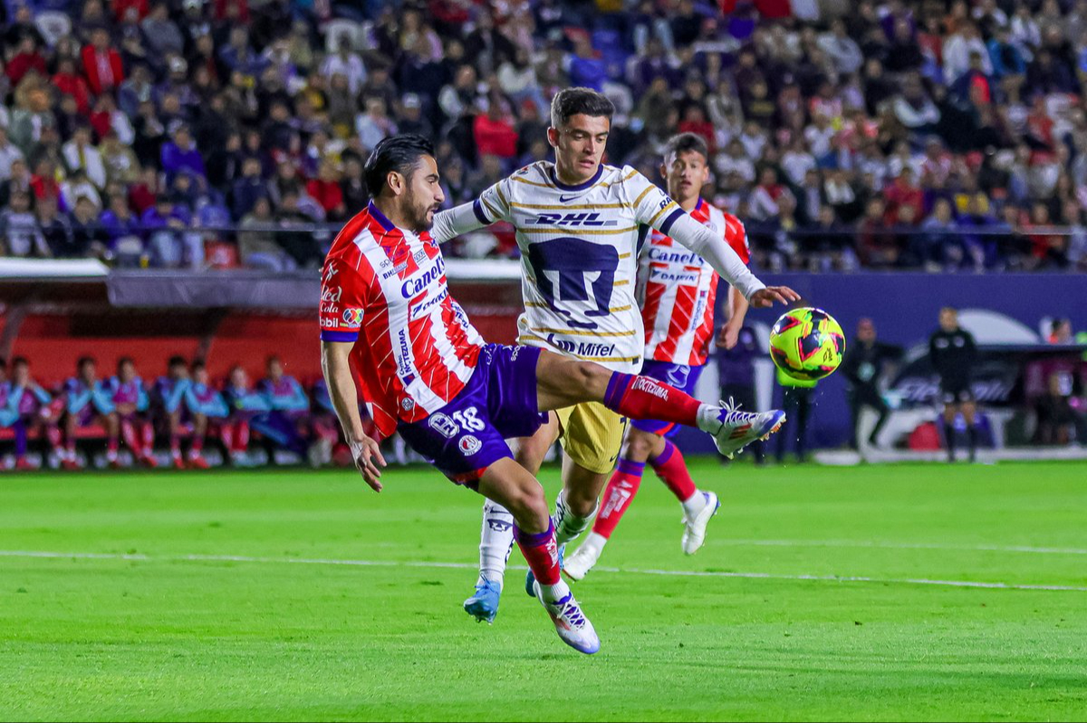 Pumas regresa a casa con tres puntos