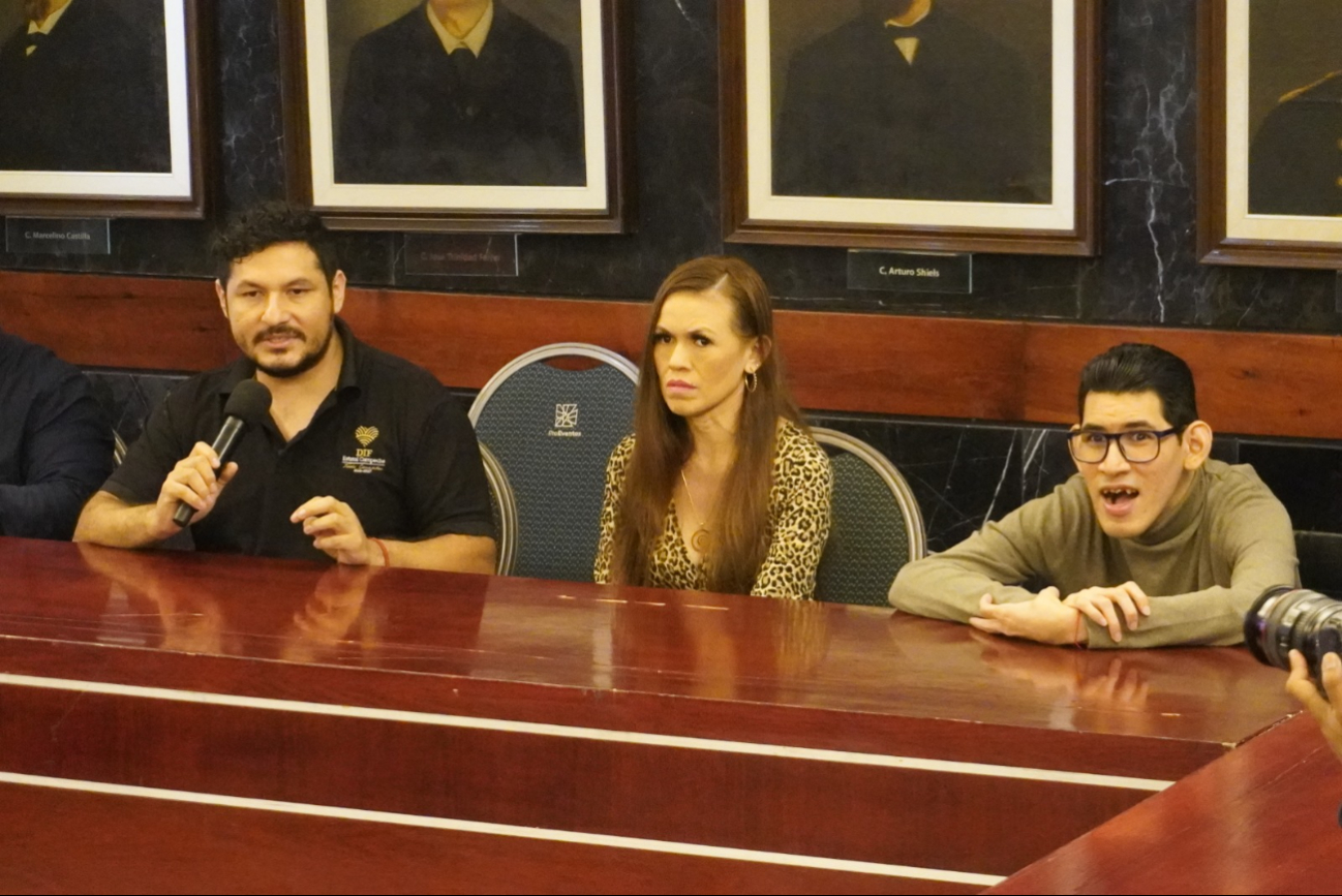 Reyes del Carnaval de personas con discapacidad de Campeche listos para su coronación