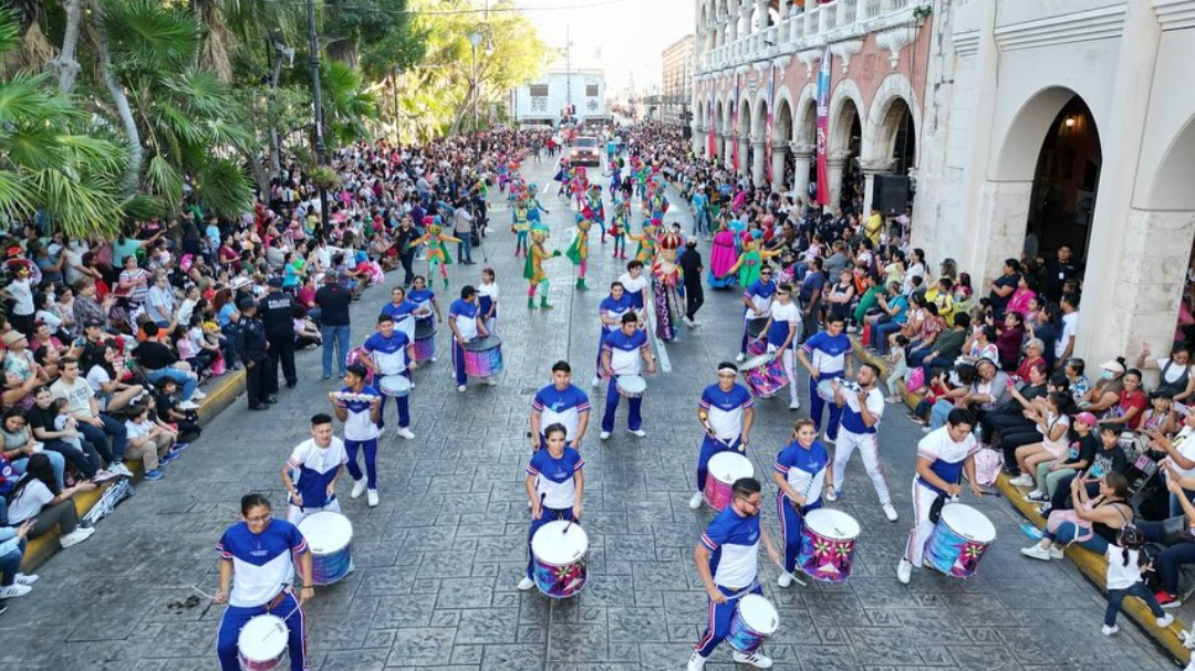 El Carnaval de Mérida se realizaba anteriormente en el Centro de Mérida El Carnaval de Mérida se realizaba anteriormente en el Centro de Mérida