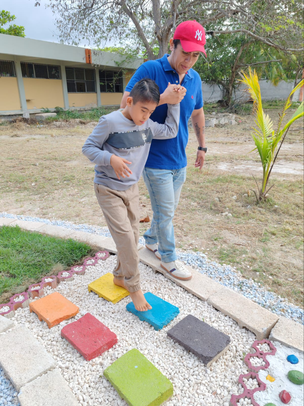 Actividades se realizan para estimular los sentidos de los niños Actividades se realizan para estimular los sentidos de los niños