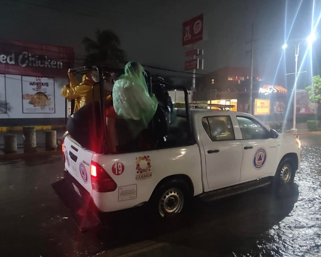 Lluvias en Ciudad del Carmen causan inundaciones y suspensión de clases: Seprocicam