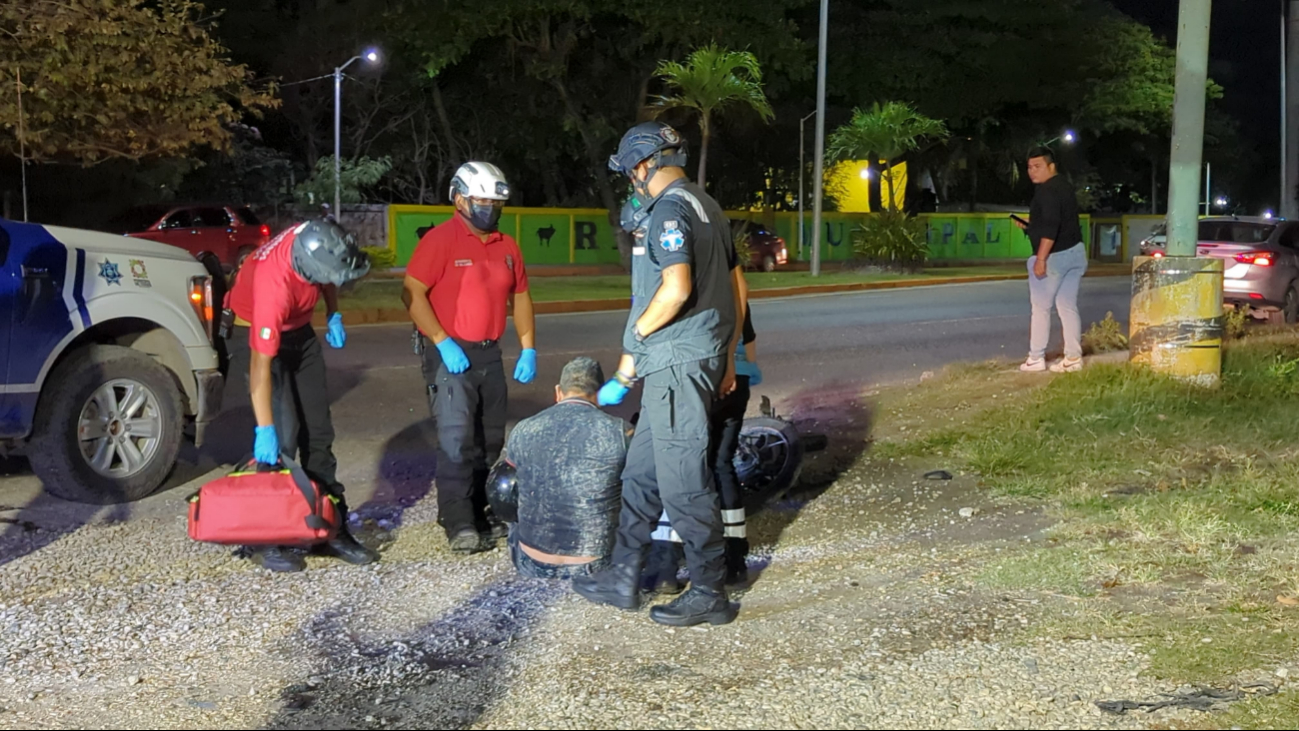 Accidente en Motocicleta en la Colonia Pedro Sainz de Baranda Accidente en Motocicleta en la Colonia Pedro Sainz de Baranda