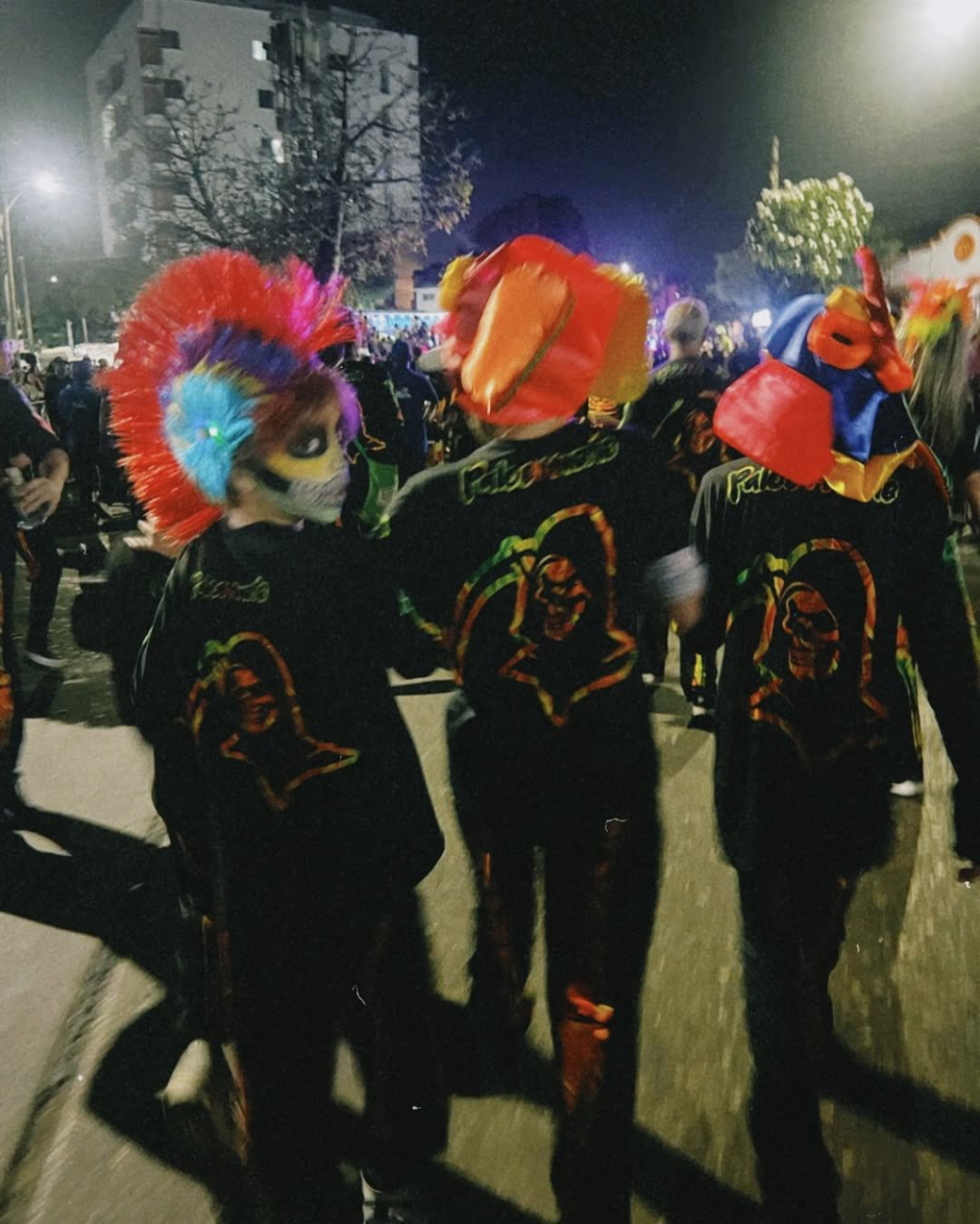 Shakira y sus hijos en el carnaval Shakira y sus hijos en el carnaval