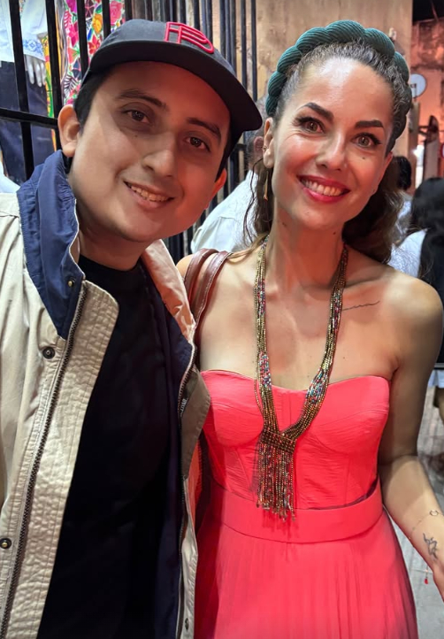 Bárbara Mori estuvo entre los invitados a la boda Bárbara Mori estuvo entre los invitados a la boda