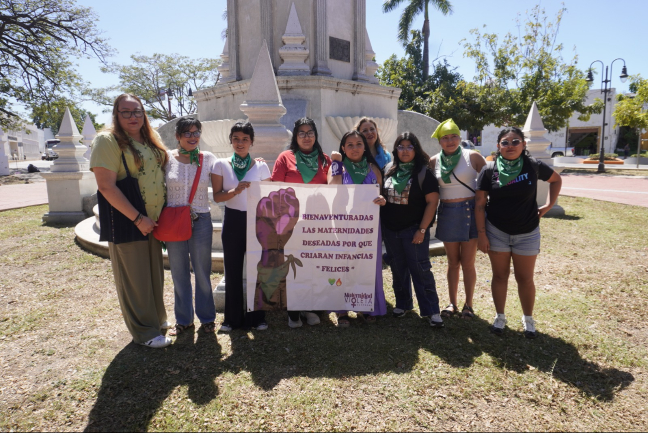 Feministas celebran aprobación de reforma penal en Campeche