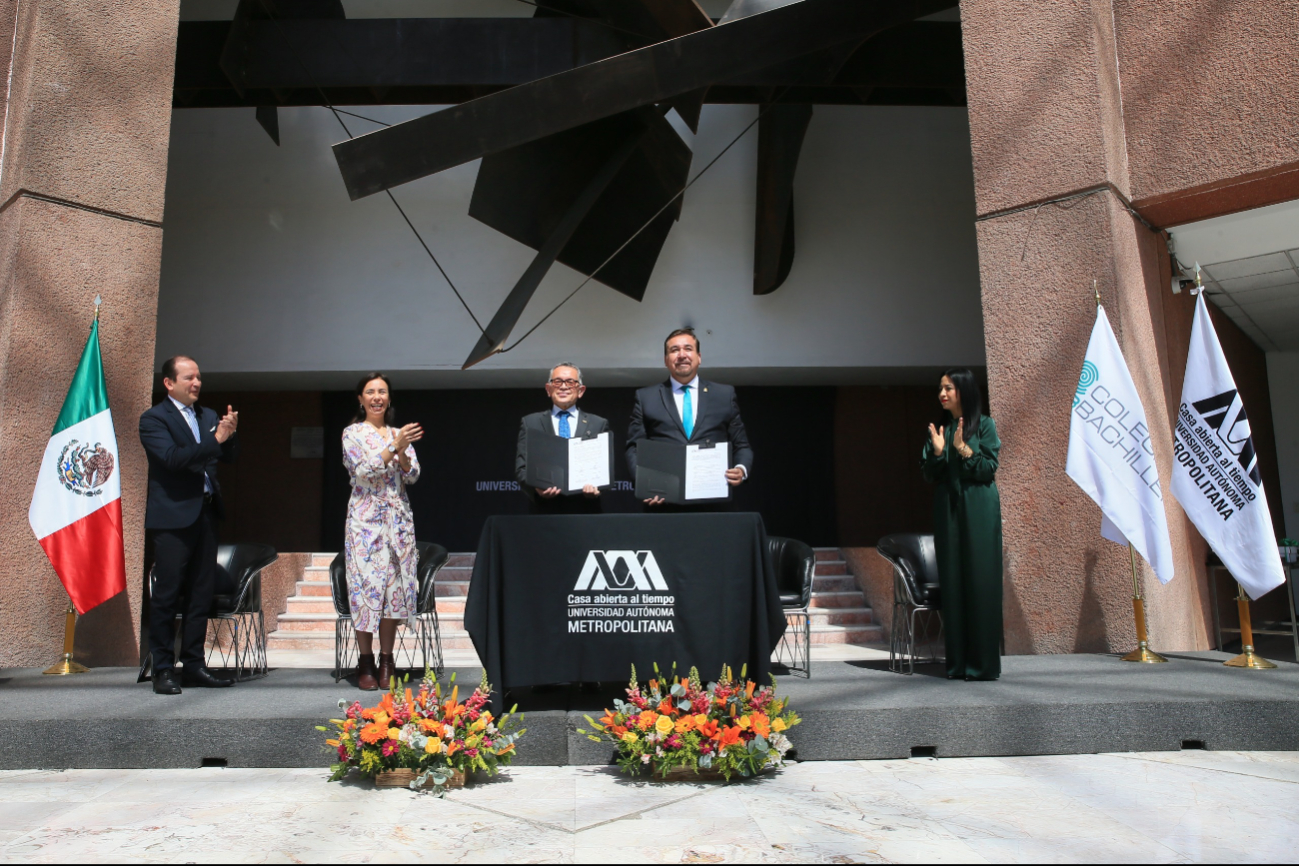 Colegio de Bachilleres y UAM firman convenio sin precedentes por el futuro de la educación en México. Colegio de Bachilleres y UAM firman convenio sin precedentes por el futuro de la educación en México.