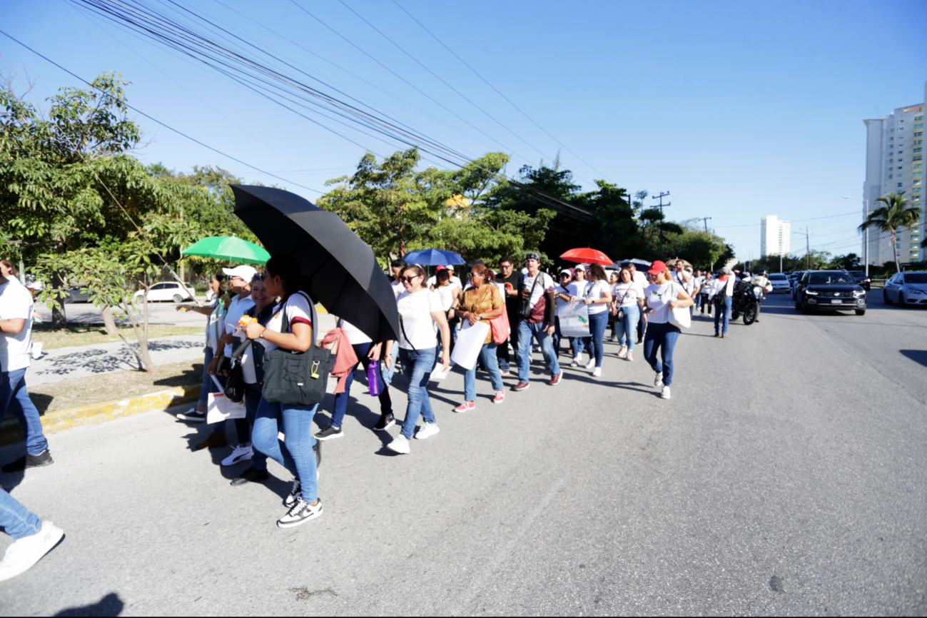 Amenazaron con un paro indefinido, dependiendo de los acuerdo Amenazaron con un paro indefinido, dependiendo de los acuerdo
