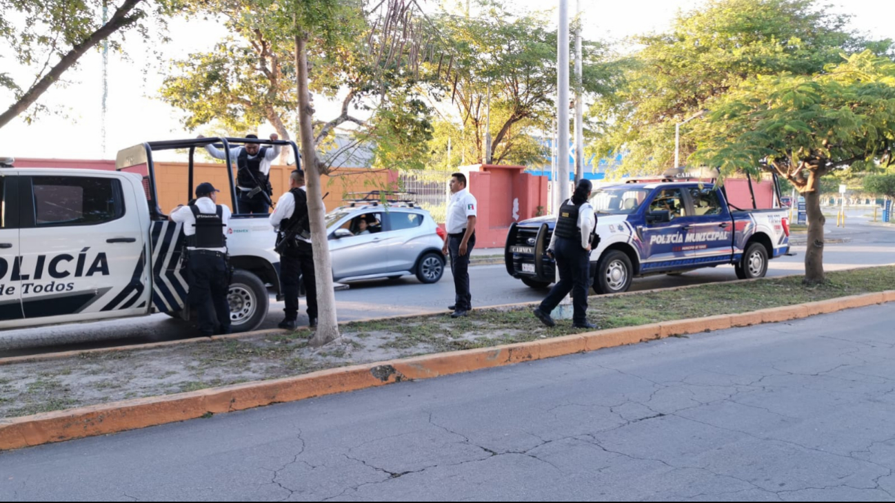 Tres detenidos en Carmen por portación de arma de fuego y detonaciones al aire