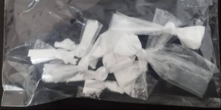  Candelaria: Menor de edad es asegurado con varias dosis de presuntas drogas   