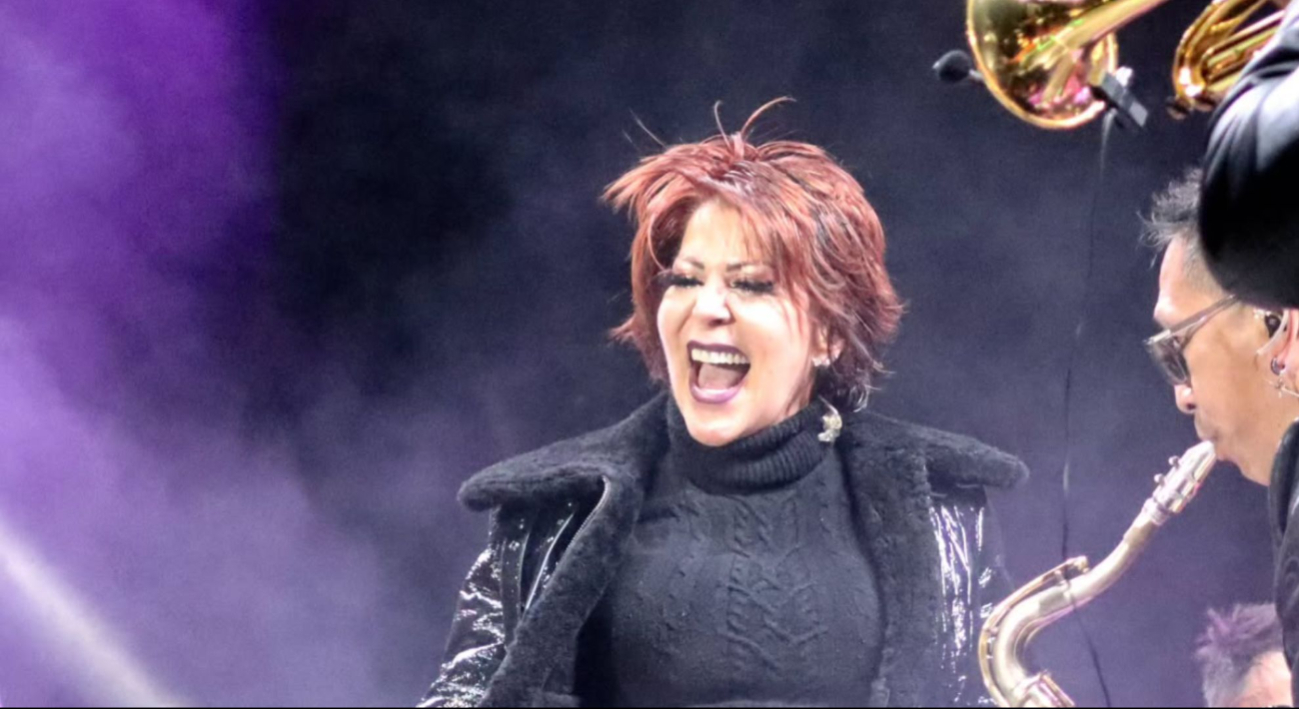 Alejandra Guzmán revela la verdad sobre el famoso cuadro de Silvia Pinal Alejandra Guzmán revela la verdad sobre el famoso cuadro de Silvia Pinal