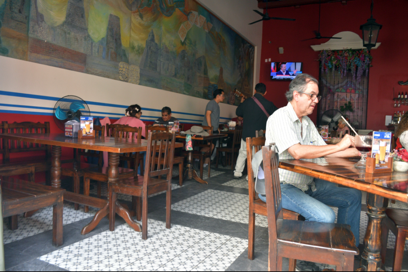 "Día del Amor y la Amistad", una esperanza para restauranteros de Campeche