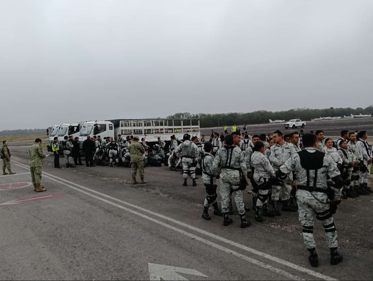 Despega primer vuelo con elementos de la Guardia Nacional en el aeropuerto de Mérida hacia la frontera de México
