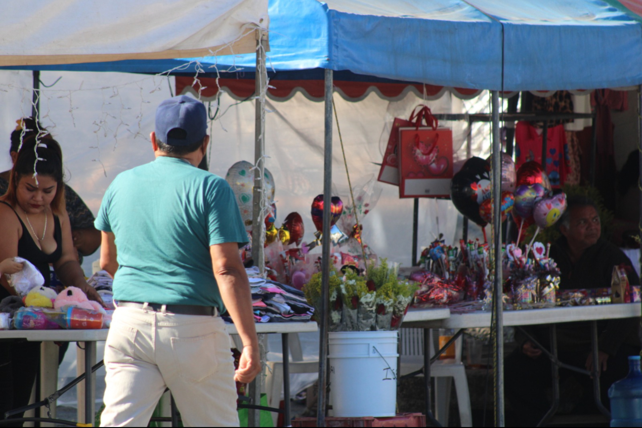 Los locatarios podrán instalarse del 11 al 16 de febrero Los locatarios podrán instalarse del 11 al 16 de febrero