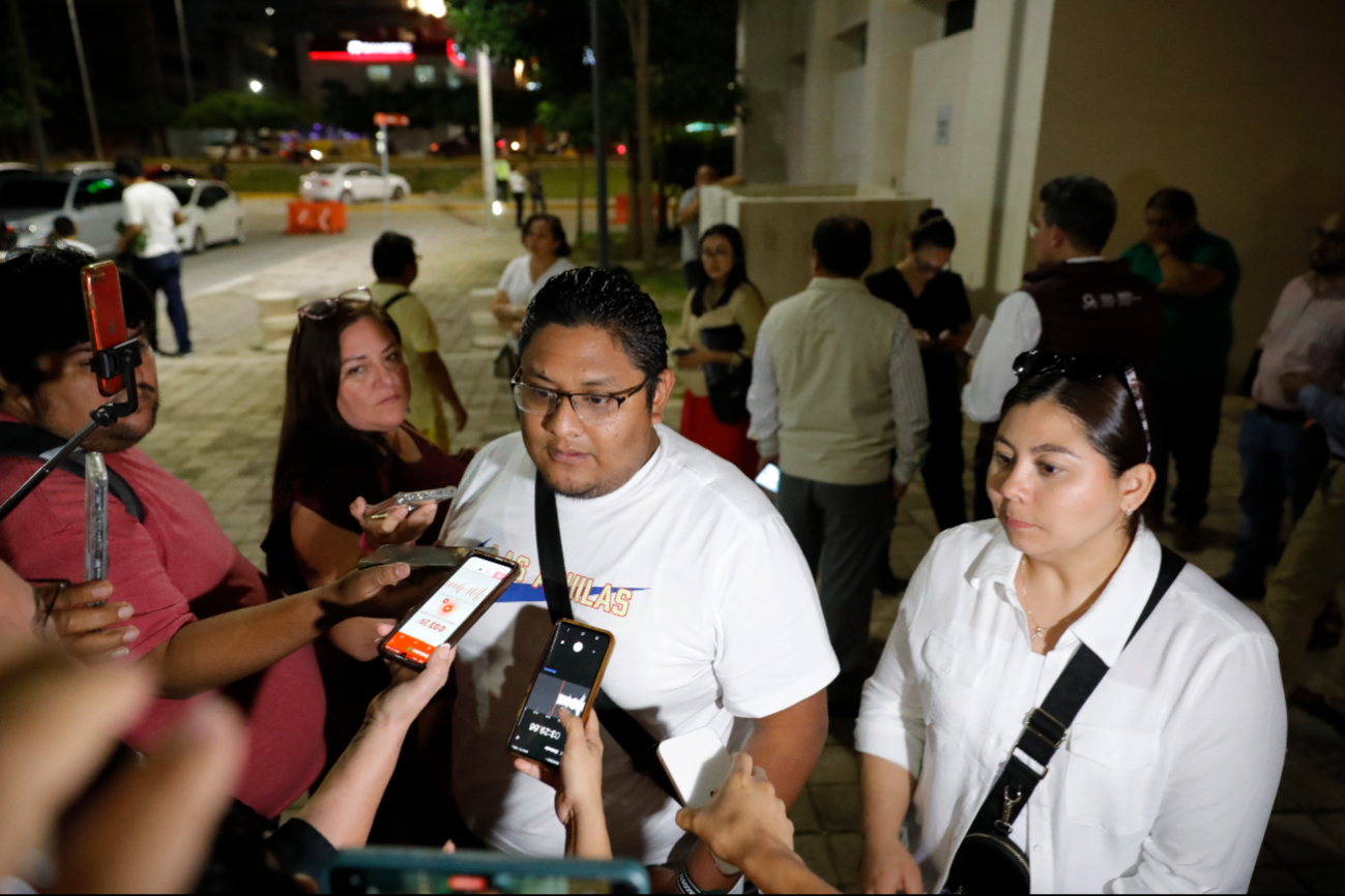 Los padres de familia de Emiliano siguen esperando hacer justicia por su hijo Los padres de familia de Emiliano siguen esperando hacer justicia por su hijo