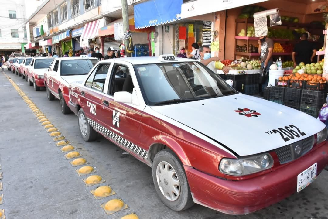 Transportistas denuncian la falta de vigilancia de ARTEC en Ciudad del Carmen Transportistas denuncian la falta de vigilancia de ARTEC en Ciudad del Carmen