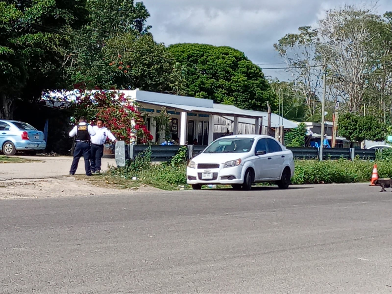 Aseguran vehículo con reporte de robo en Escárcega tras persecución  policiaca