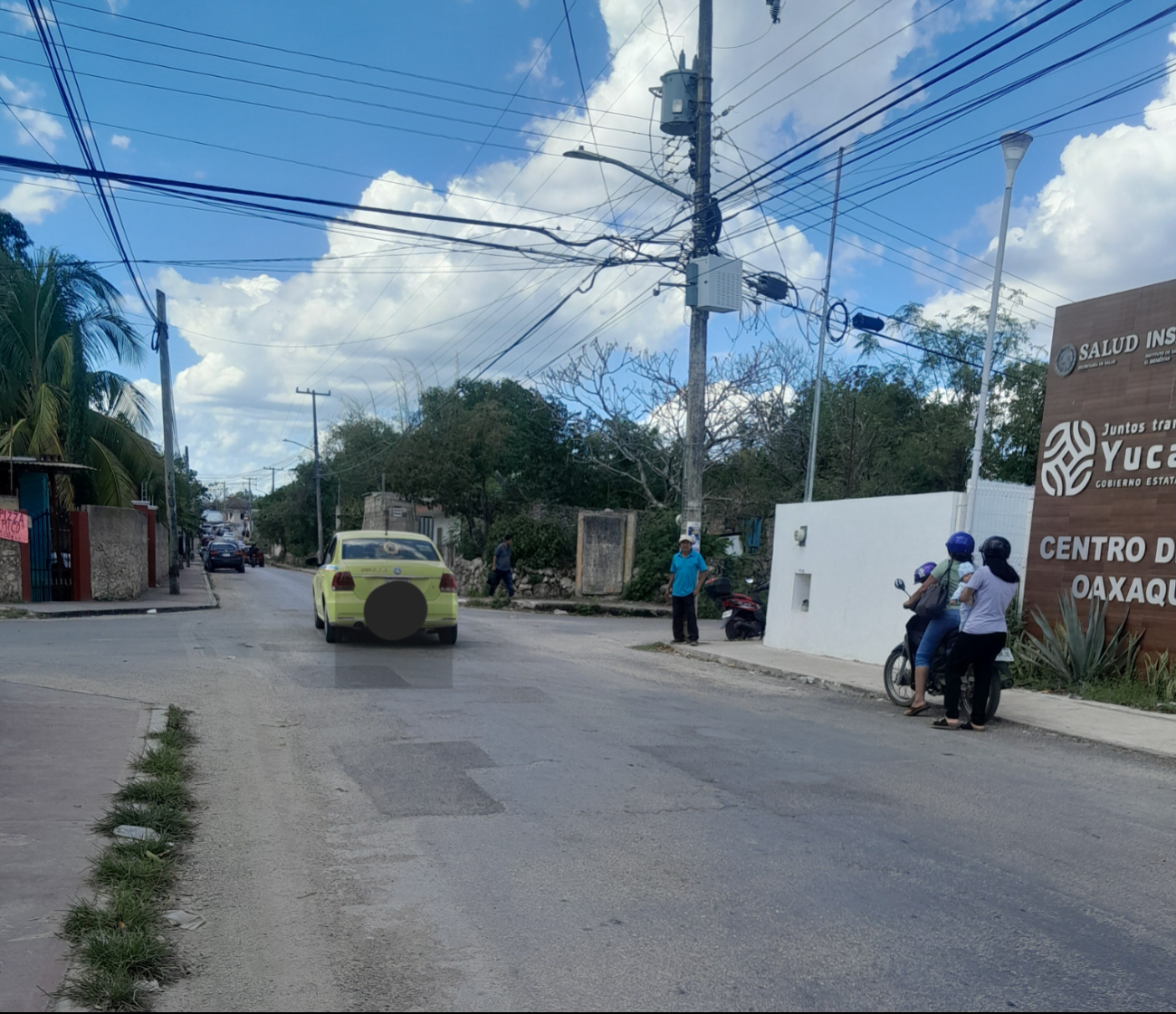Ciudadanos exponen los altos precios que cobran los conductores del transporte particular