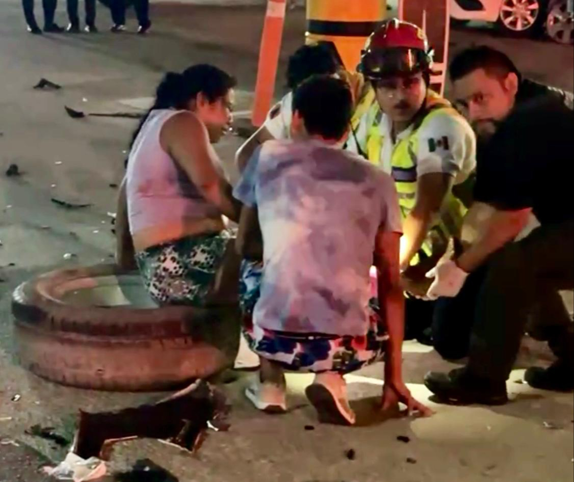 Dos lesionados no necesitaron de un transporte al hospital. Dos lesionados no necesitaron de un transporte al hospital.