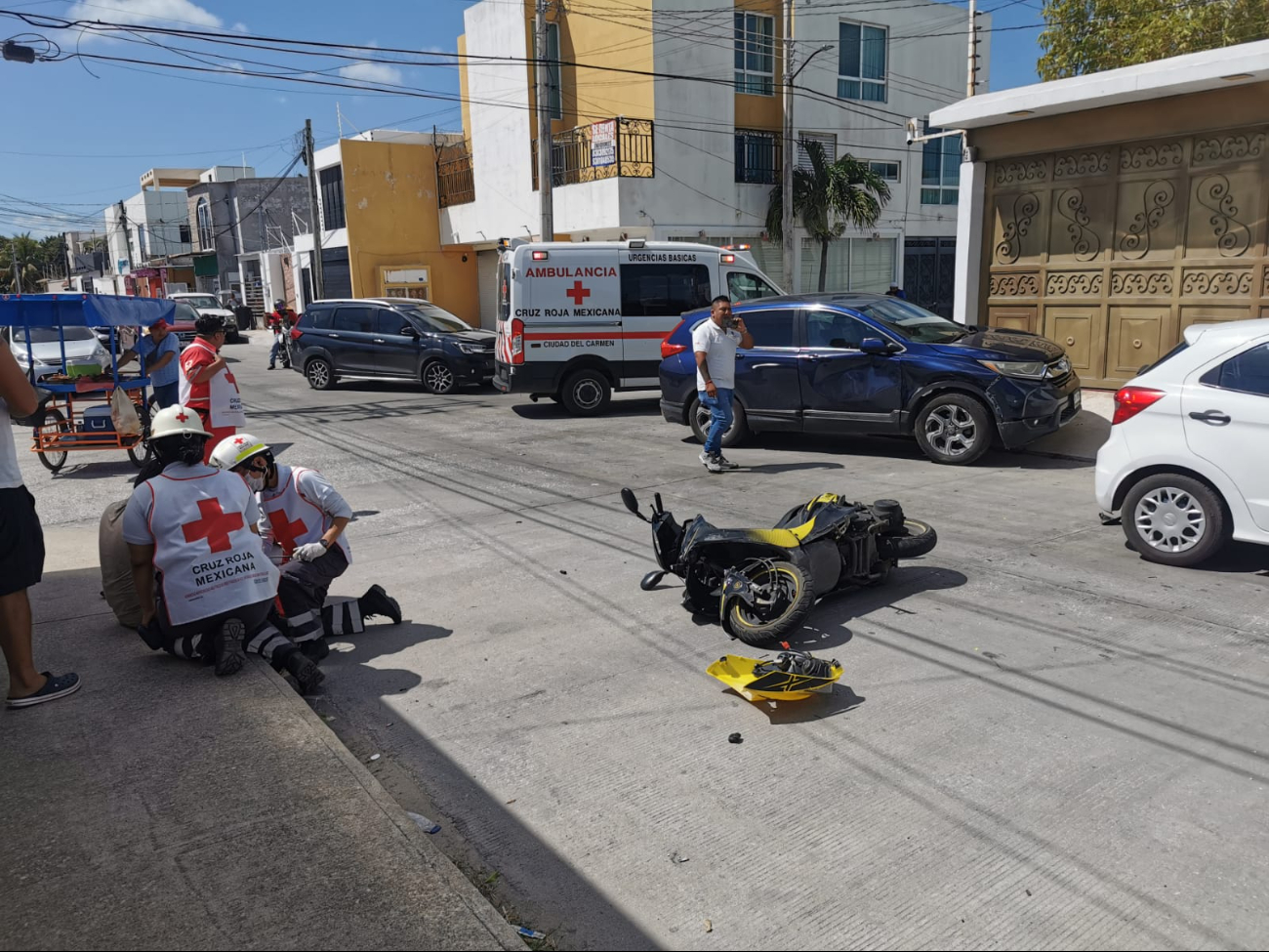 Un motociclista no hizo alto y se impactó contra una camioneta en San Agustín del Palmar
