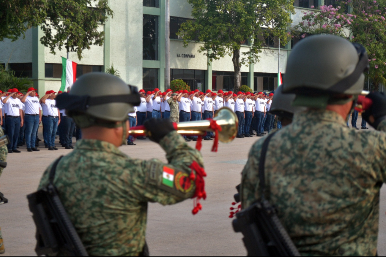 Durante la ceremonia, se recordó que el Presidente Manuel Ávila Camacho decretó el inicio del SMN. Durante la ceremonia, se recordó que el Presidente Manuel Ávila Camacho decretó el inicio del SMN.