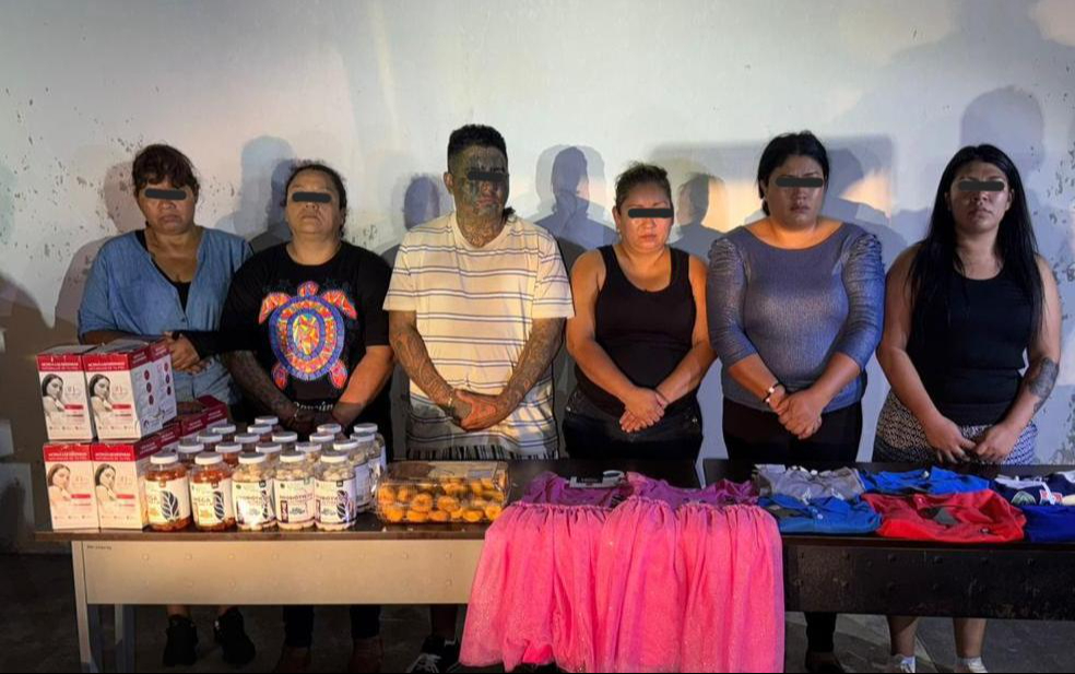 Luego de su ubicación el 4 de febrero se cumplió una orden de captura, junto con cinco mujeres Luego de su ubicación el 4 de febrero se cumplió una orden de captura, junto con cinco mujeres
