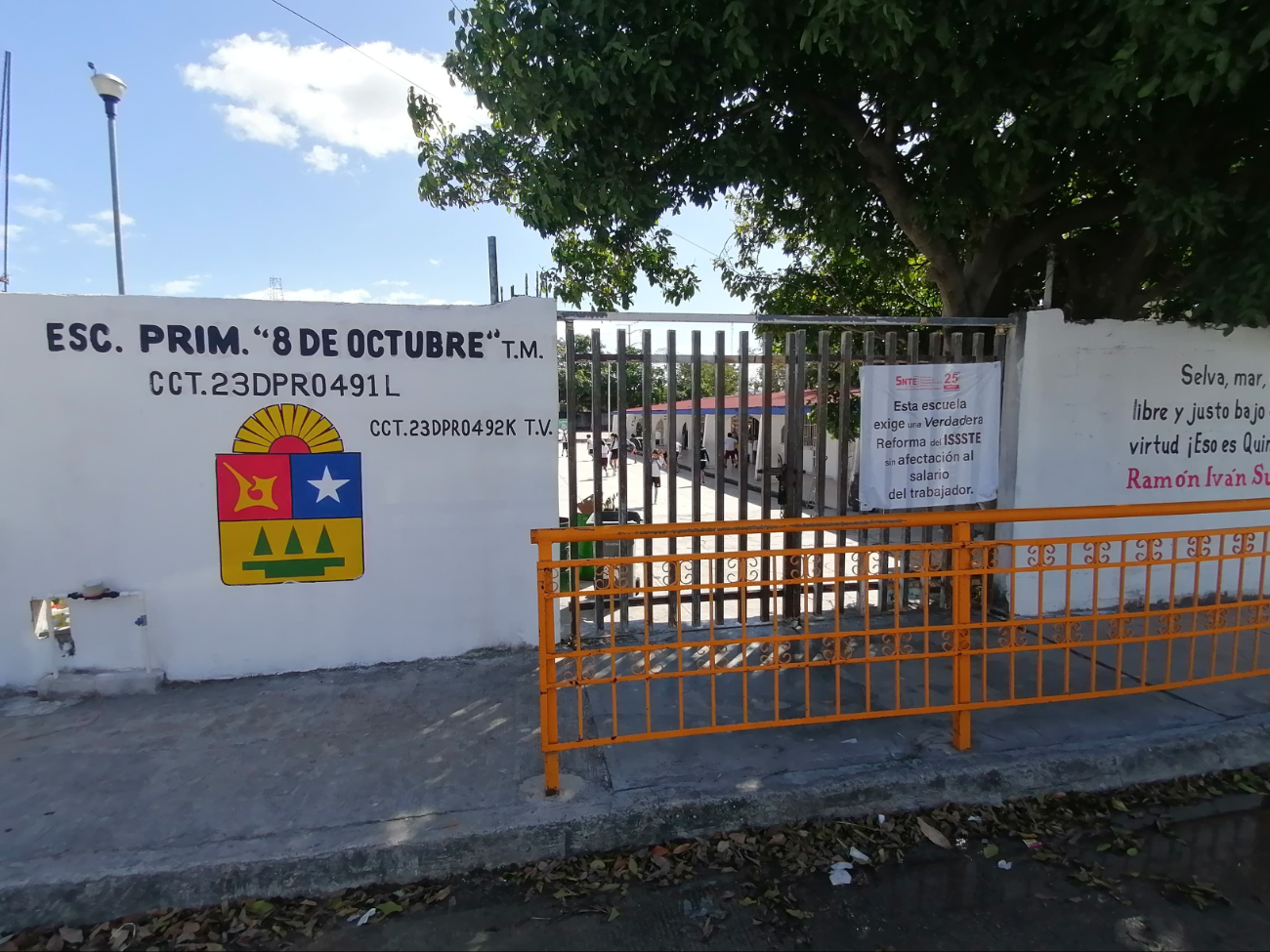 Afirman que únicamente reciben mensajes para avisar la cancelación de las clases Afirman que únicamente reciben mensajes para avisar la cancelación de las clases