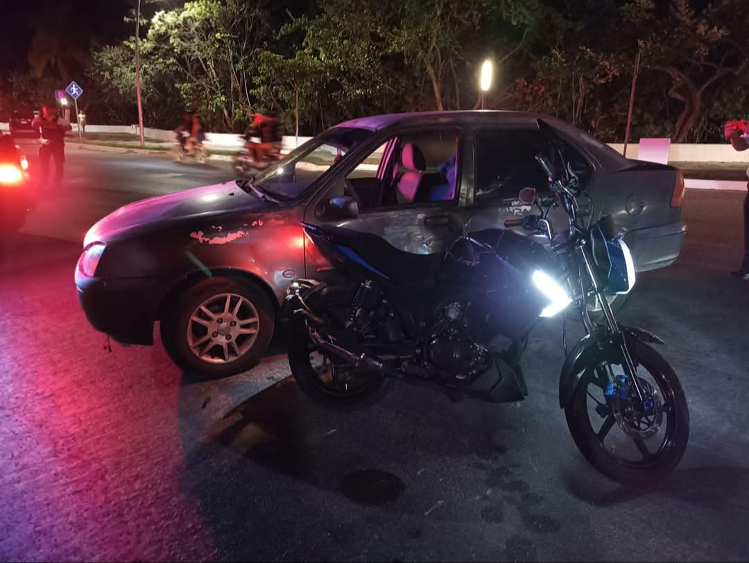 La SSC recomienda que los motociclistas usen ropa y equipamiento apropiado. La SSC recomienda que los motociclistas usen ropa y equipamiento apropiado.