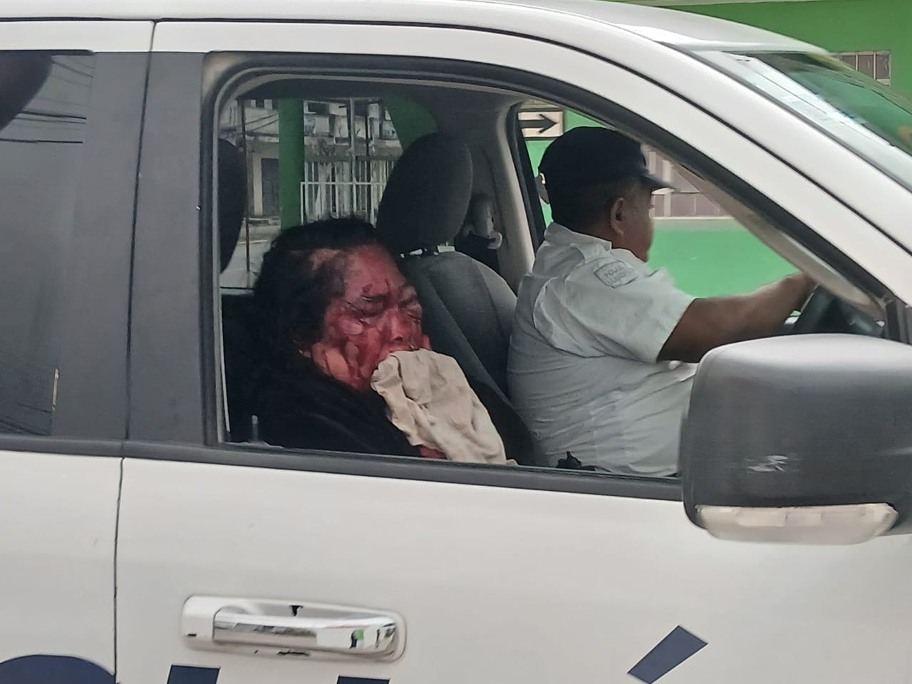 Mujer Herida en Predio Baldío: Expareja Principal Sospechoso Mujer Herida en Predio Baldío: Expareja Principal Sospechoso