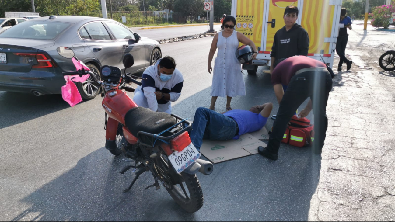 Motociclista lesionado frente a Los Lagos en Campeche