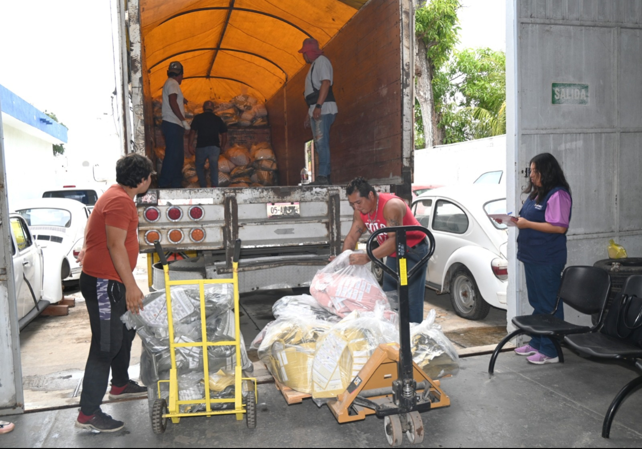 Supervisan traslado y reciclaje de documentación electoral de Campeche Supervisan traslado y reciclaje de documentación electoral de Campeche