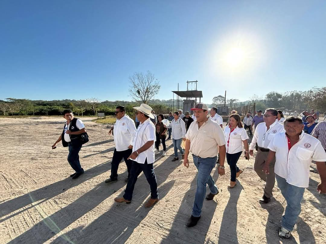 La tonelada de azúcar se está vendiendo ahora casi 2 mil pesos por debajo de dicha cifra La tonelada de azúcar se está vendiendo ahora casi 2 mil pesos por debajo de dicha cifra