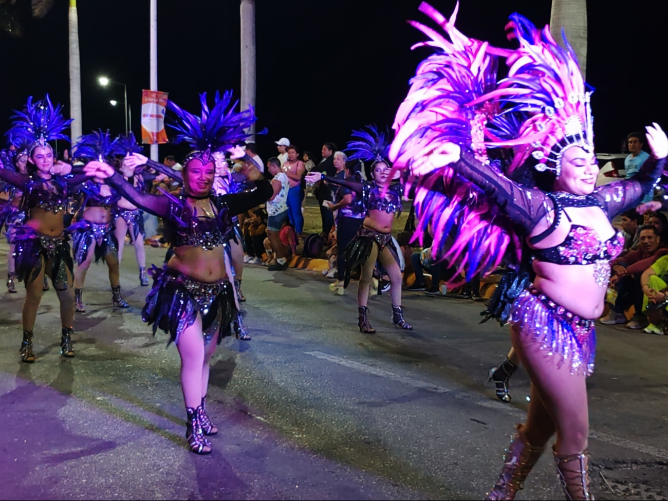 Carnaval 2025 impulsa derrama económica en Campeche con aumento del 10% Carnaval 2025 impulsa derrama económica en Campeche con aumento del 10%