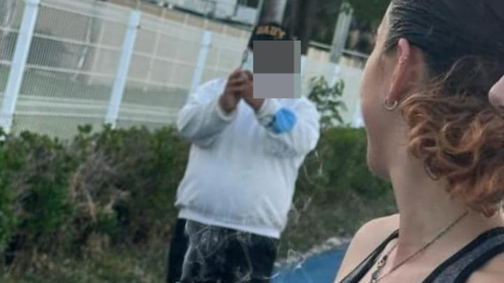El hombre ya fue sancionado y no podrá ingresar nuevamente al complejo deportivo El hombre ya fue sancionado y no podrá ingresar nuevamente al complejo deportivo