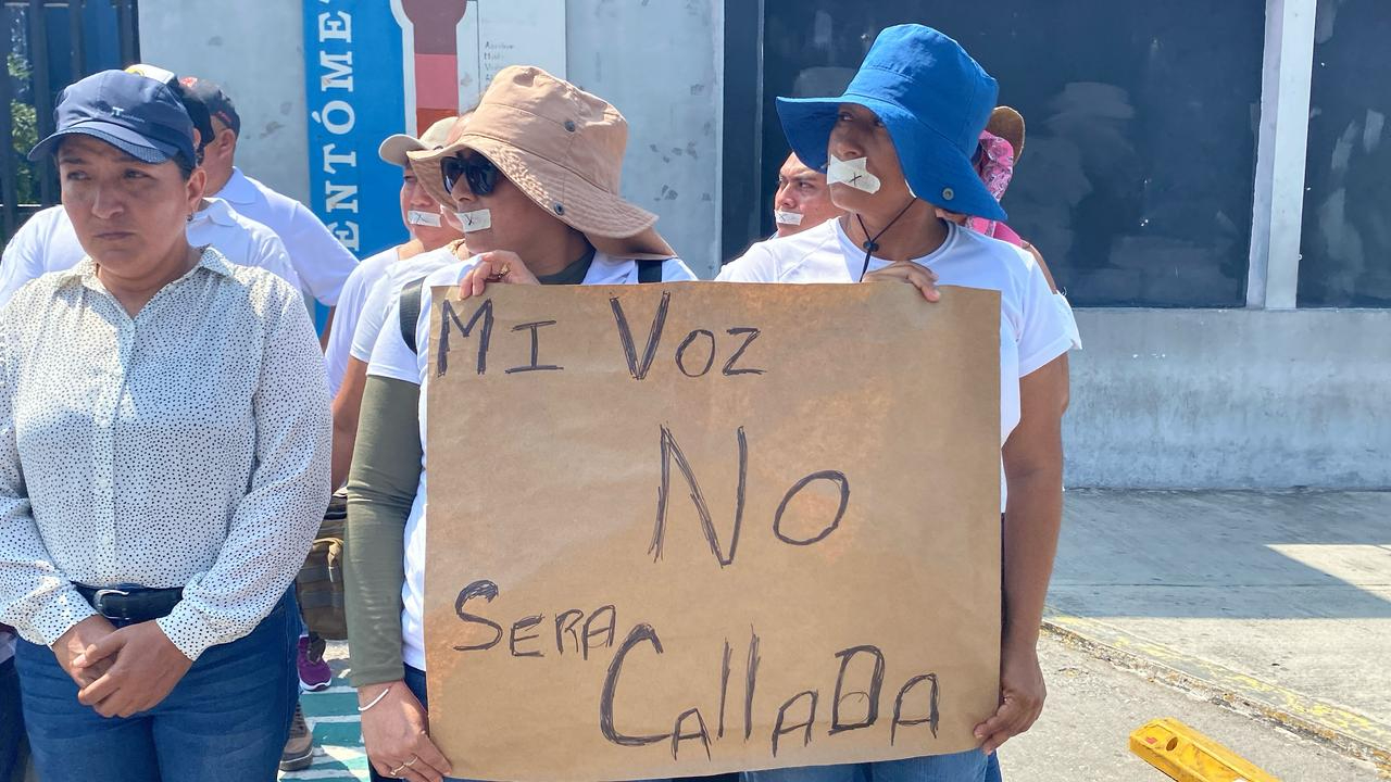 Los exagentes protestaron a las afueras de la SPSC. Los exagentes protestaron a las afueras de la SPSC.