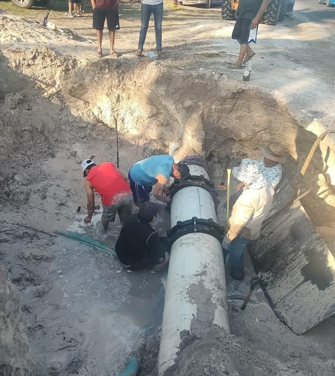 En el cárcamo “Palmas” fueron atendidas dos filtraciones en las tuberías. En el cárcamo “Palmas” fueron atendidas dos filtraciones en las tuberías.