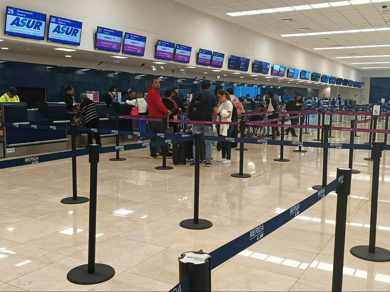 Aeropuerto de Mérida arranca operaciones este miércoles con vuelos demorados