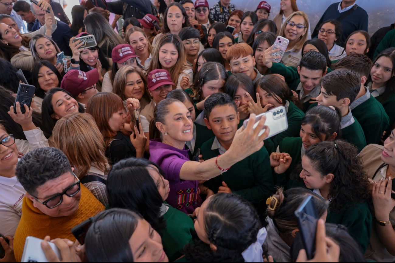 Claudia Sheinbaum fortalece el desarrollo comunitario en Guanajuato y Colima Claudia Sheinbaum fortalece el desarrollo comunitario en Guanajuato y Colima