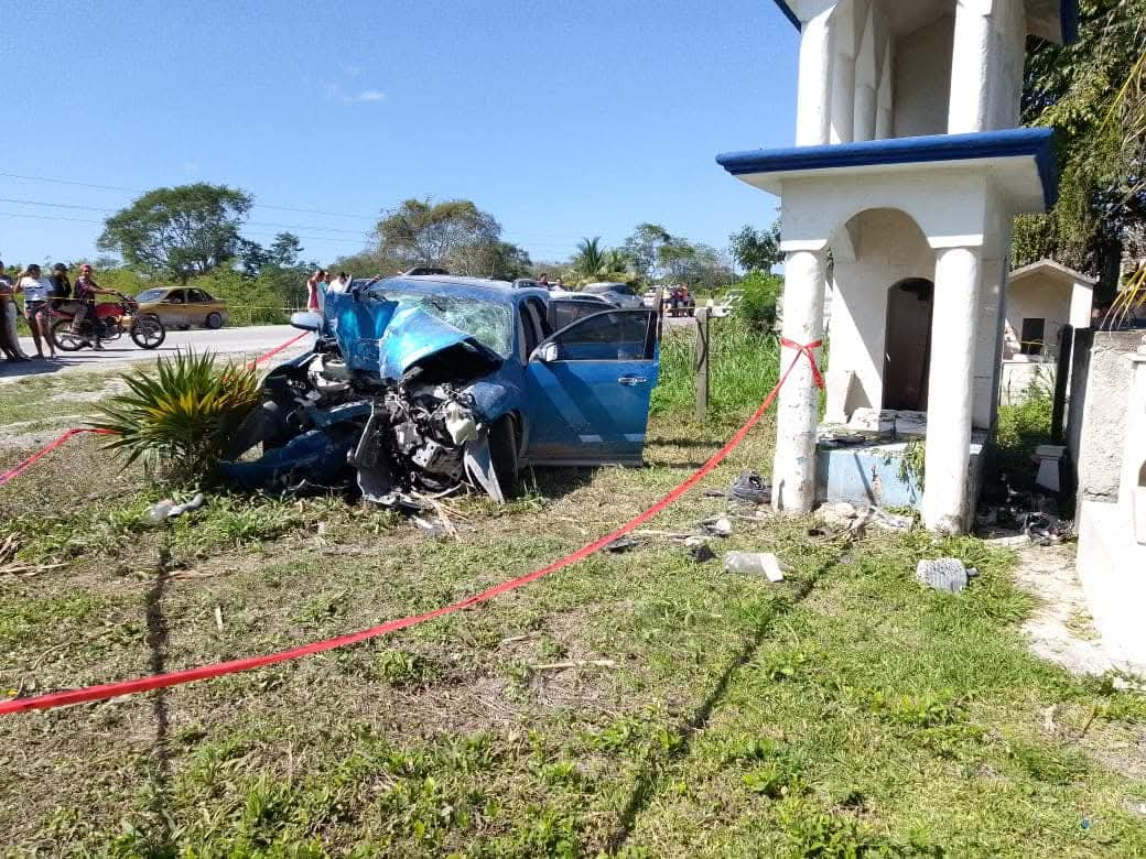 El cuerpo de la víctima fue trasladado a las instalaciones de la Semefo El cuerpo de la víctima fue trasladado a las instalaciones de la Semefo