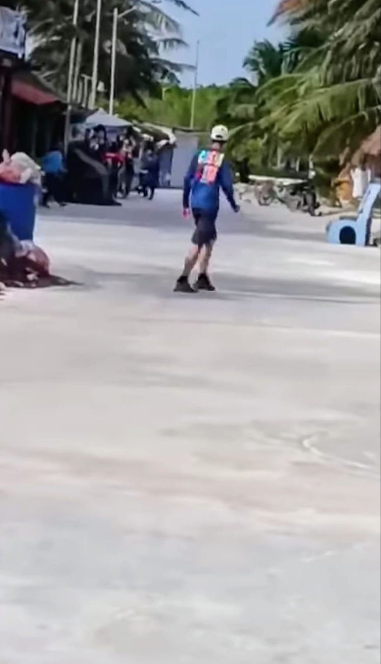 En el sitio se reporta la muerte de un individuo que fue impactado por las balas.
