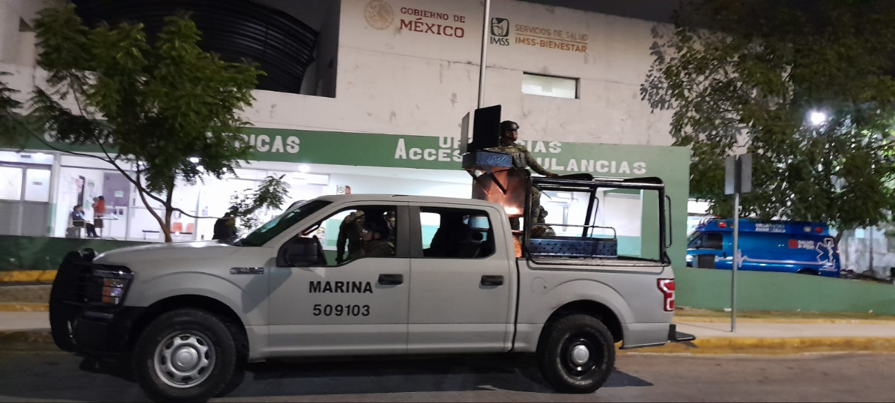 Debido a las heridas del Secretario, tuvo que ser rápidamente trasladado al hospital.