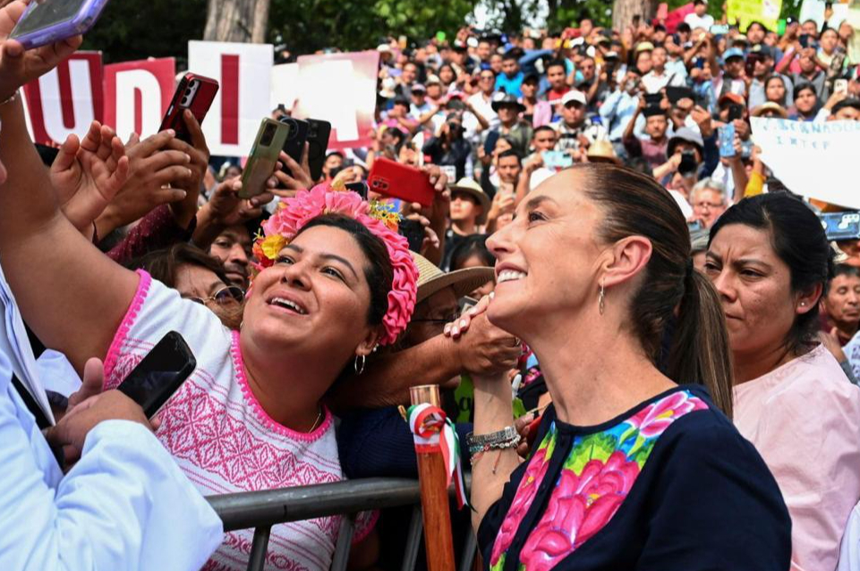 Claudia Sheinbaum, entre las 100 más influyentes del mundo en 2025 según la revista Time