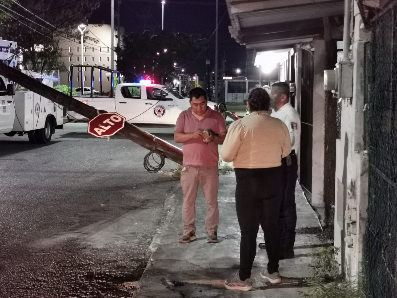 El costo de este tipo de postes es elevado, por lo que el conductor deberá llegar a un acuerdo que beneficie a ambas partes. El costo de este tipo de postes es elevado, por lo que el conductor deberá llegar a un acuerdo que beneficie a ambas partes.