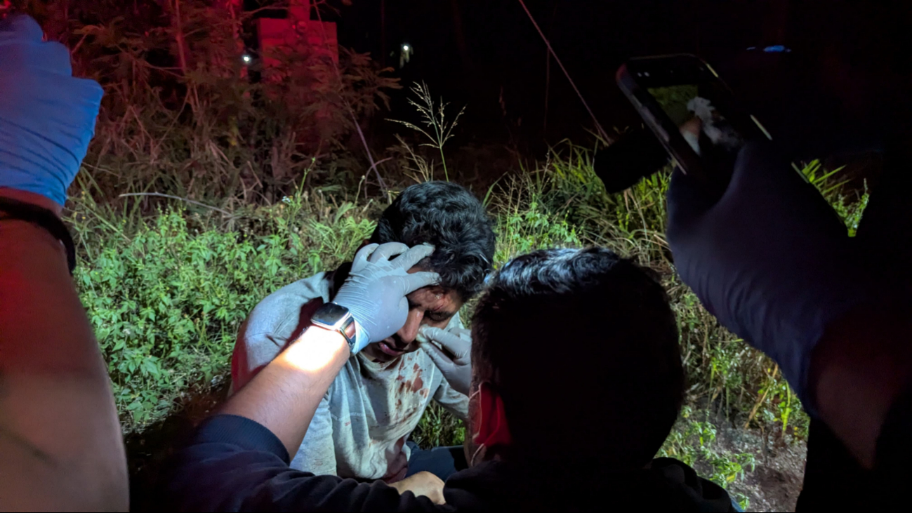 Conductor se sale de la carretera  en Ciudad del Carmen y termina lesionado 