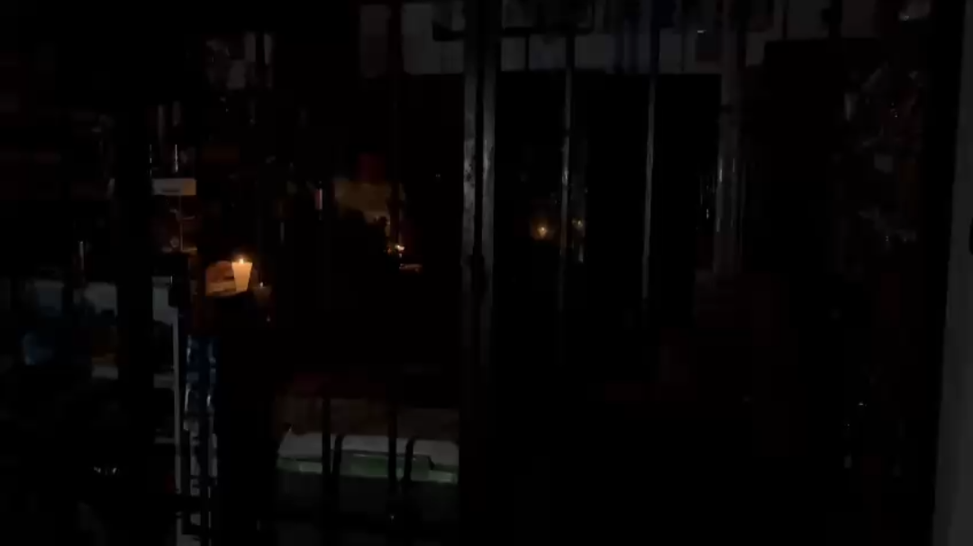Apagón dejó a oscuras diferentes colonias de Playa del Carmen