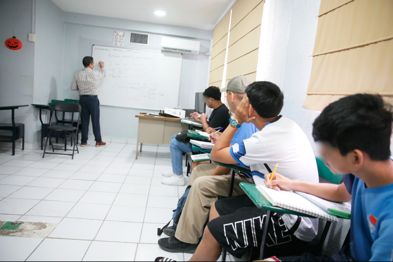 Estudiantes tienen la alternativa de la Prepa modular en línea, abierta o privada Estudiantes tienen la alternativa de la Prepa modular en línea, abierta o privada
