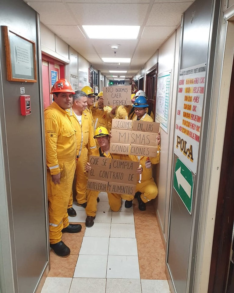 Protesta frente al comedor petrolero: trabajadores expresan su descontento Protesta frente al comedor petrolero: trabajadores expresan su descontento